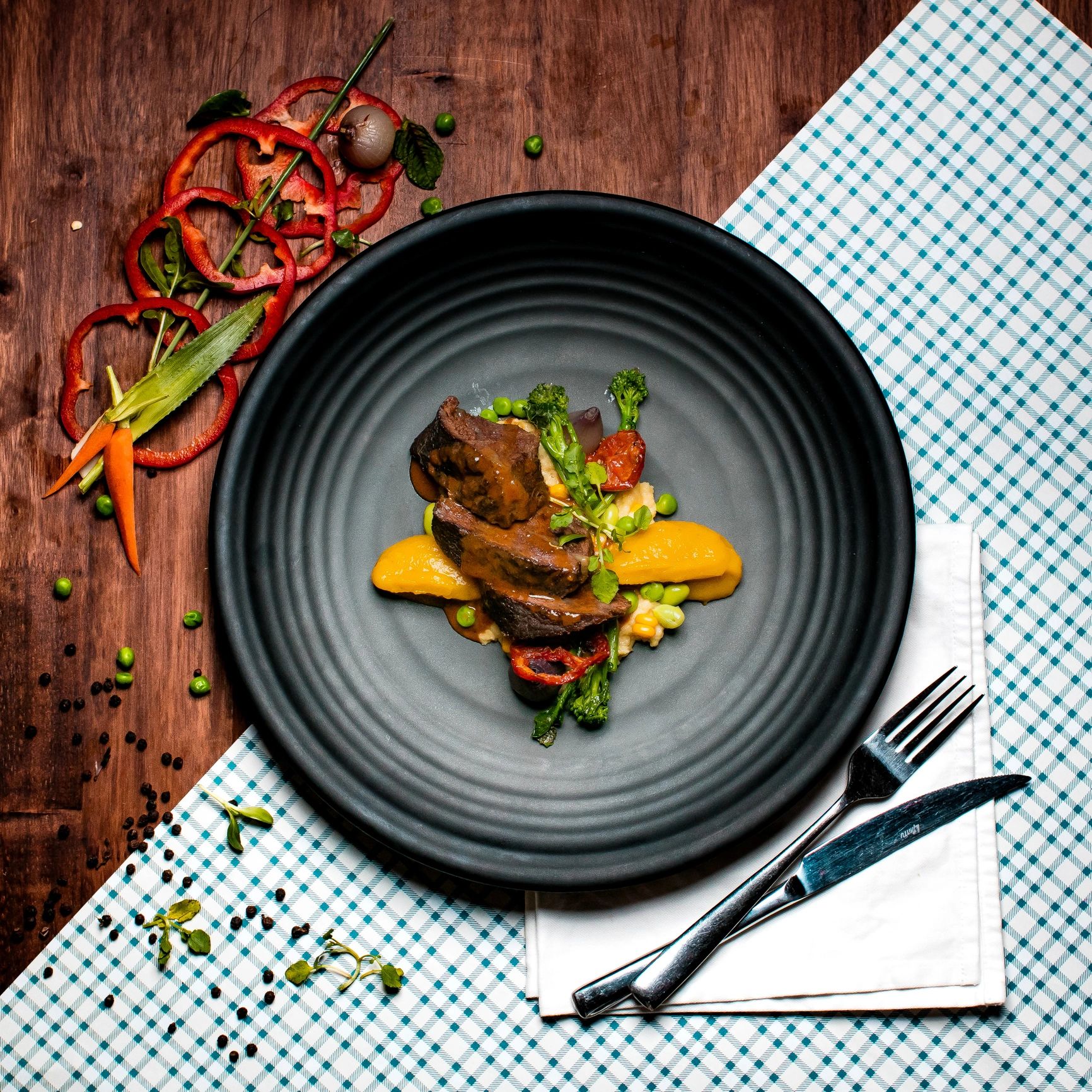 restaurant food photography modern clean
